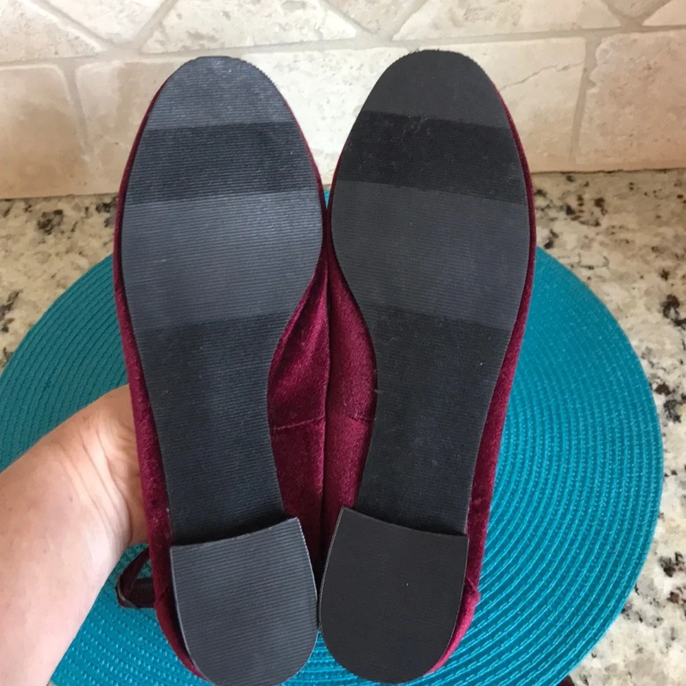 Gap Women's Velvet Ankle Tie Flats in Wine